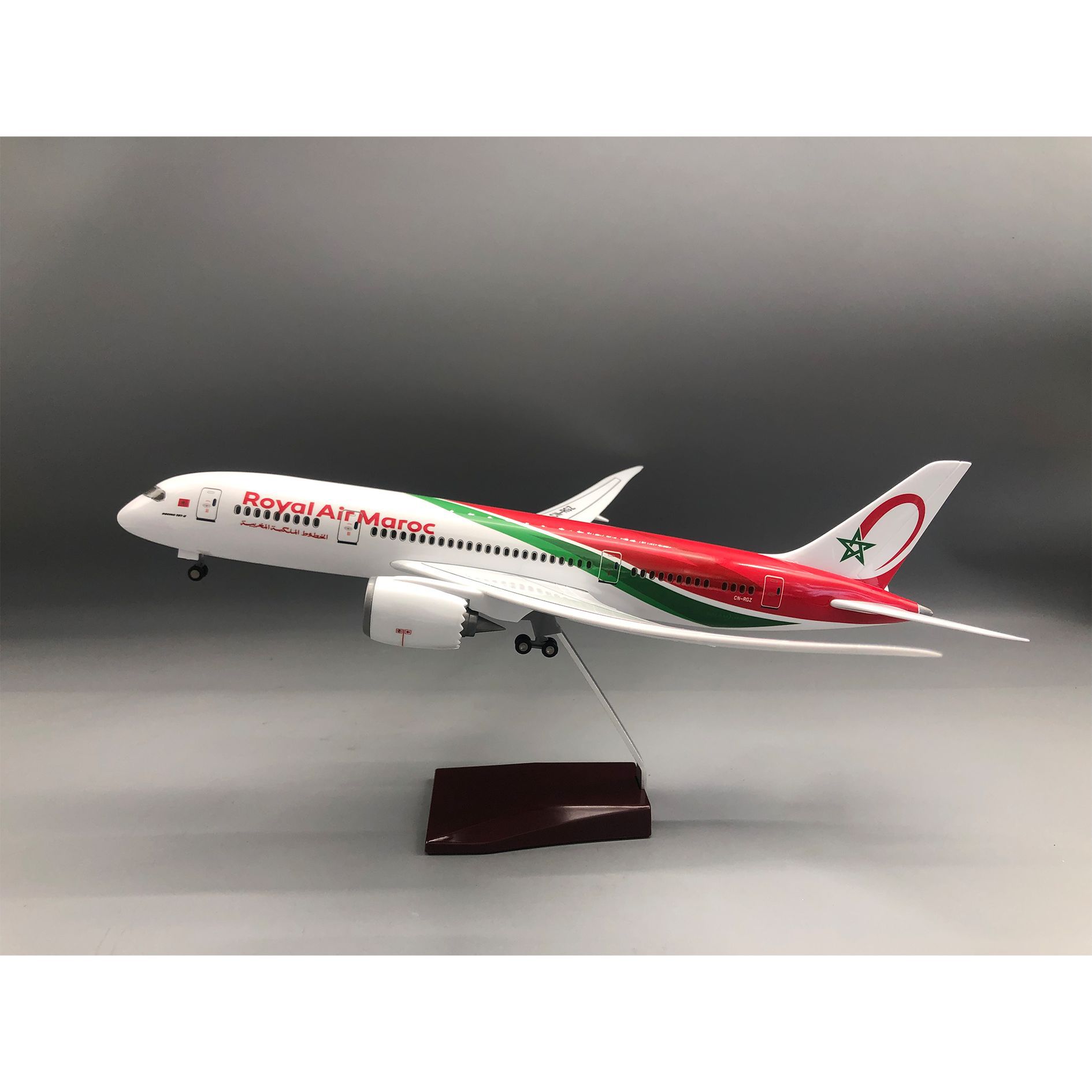 Office Technologies - Modelo de Avión Royal Air Maroc