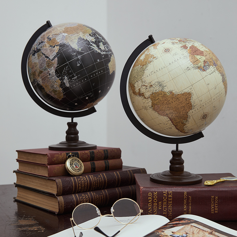Office Technologies - Globo del mundo de madera para