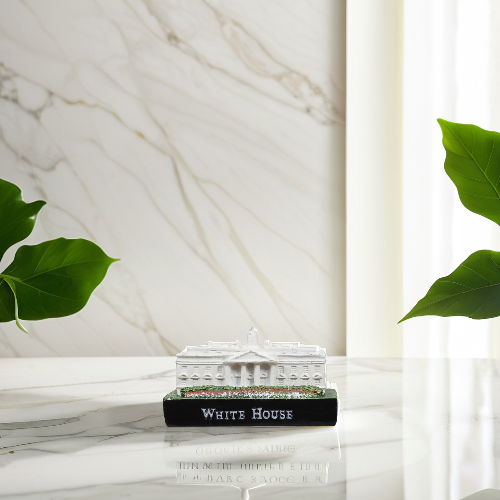 Elegante Estatua de Resina de  - Office Technologies reseña y precio